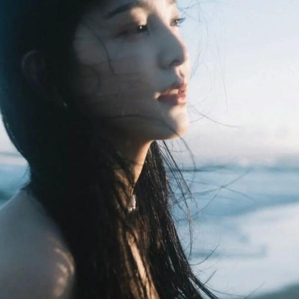 我的爱比冬天更冷海报